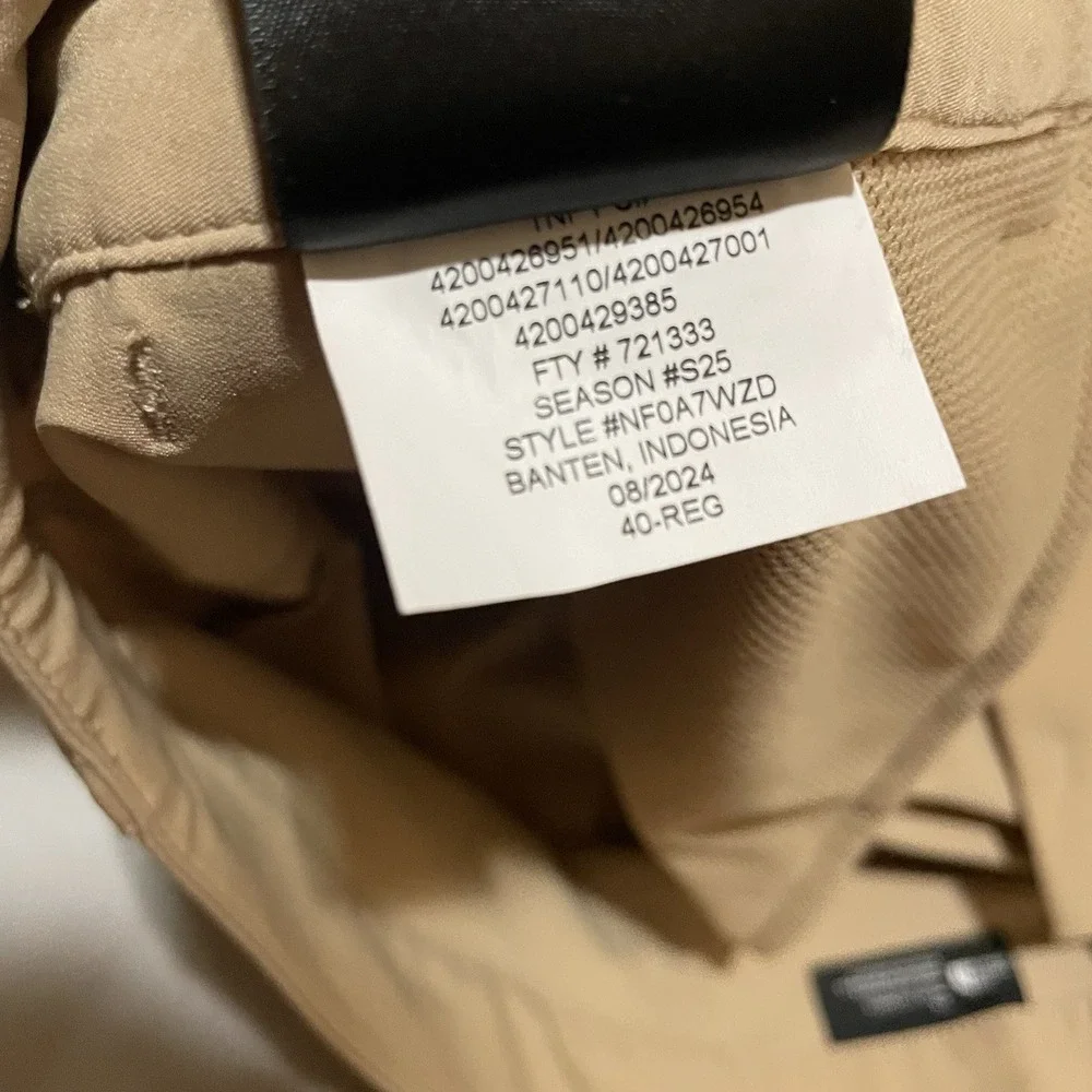 NWT THE NORTH FACE Paramount Convertible Stretch Lightweight Pants Short 40 x 33